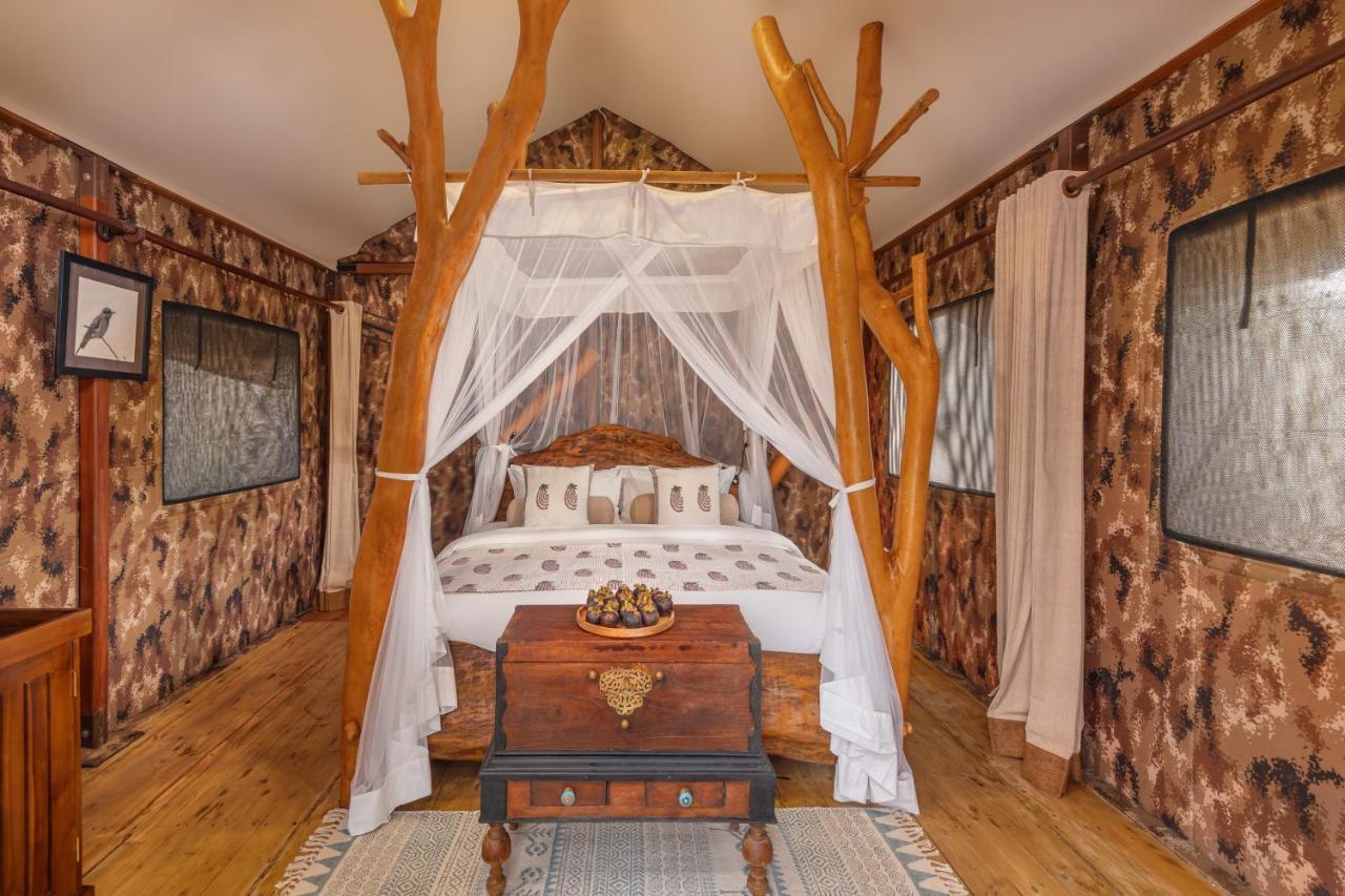 Leopard Safaris Yala