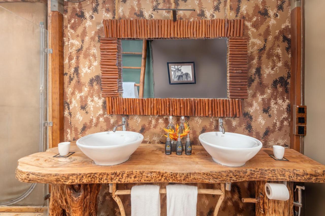 Leopard Safaris