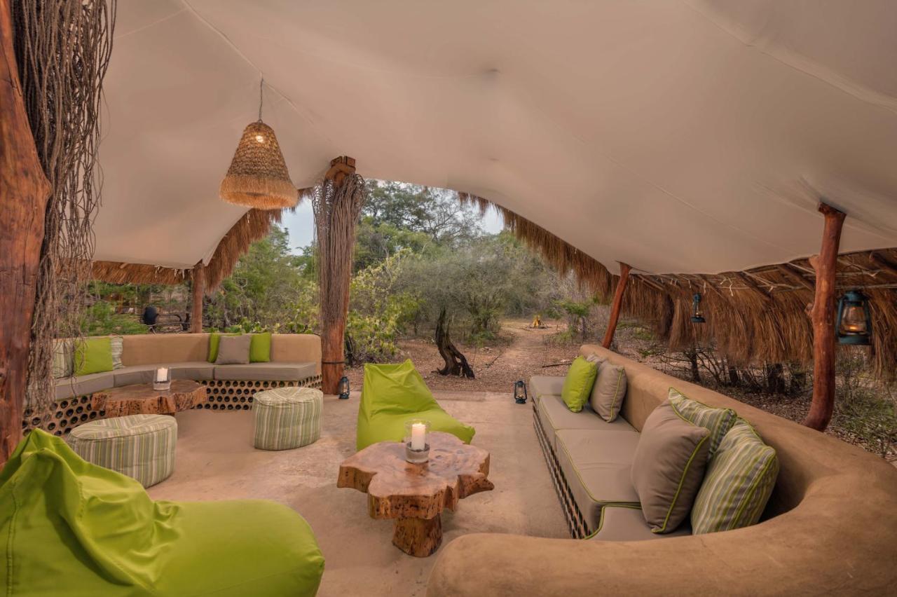 Leopard Safaris 4*